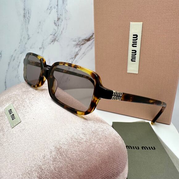 New MIU MIU Sunglasses Brown Square Tortoise Rectangular Gold Logo Authentic - Picture 9 of 16